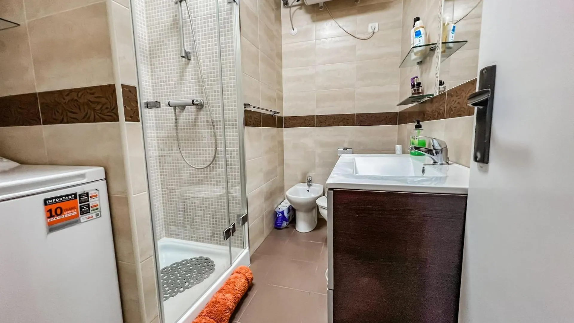 Charming Summer Rental In The Heart Of Nerja
